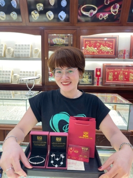 Tin nóng giá vàng sáng 25/11/2025: Vàng bất ngờ bật tăng mạnh